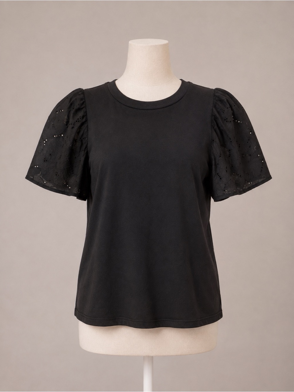 A New Day Black Eyelet Puff Sleeve Top Size Medium | Embroidered Sleeve Tee